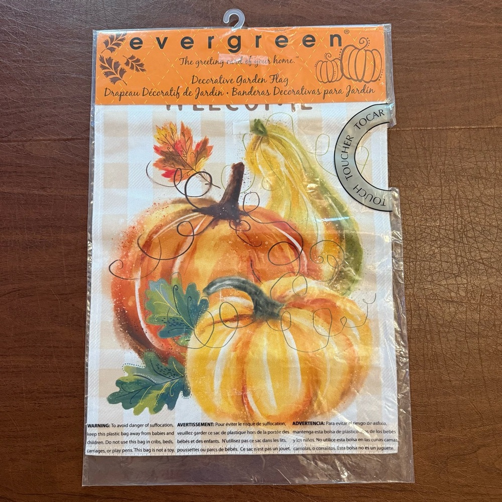Evergreen NWT Welcome Fall Orange Pumpkins Two-Sided Decorative Garden Flag